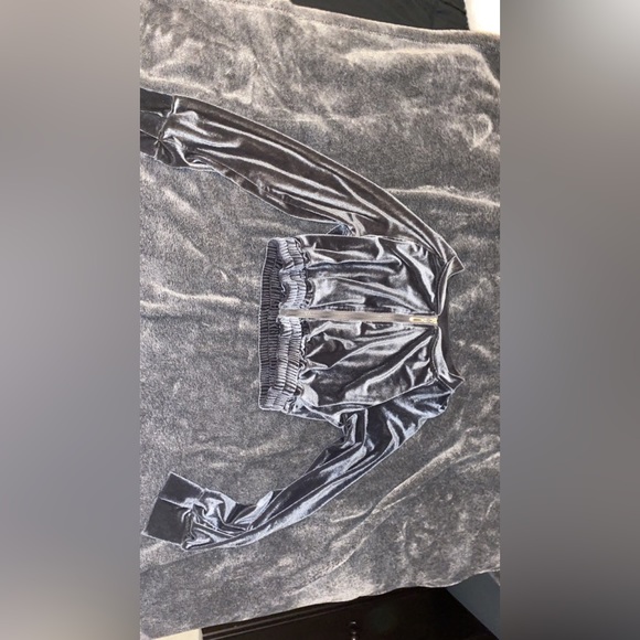 Rue 21 cropped hoodie - Picture 1 of 1